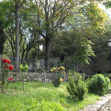 Albergue Ainsa - Morillo De Tou Exterior photo